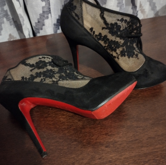 Christian Louboutin Black Suede and floralsize37½ black lace.